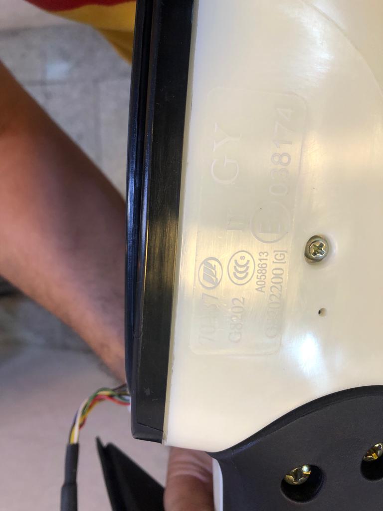 آیینه بغل اصلی راست لیفان 820