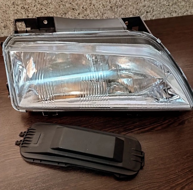 خرید چراغ جلو زانتیا