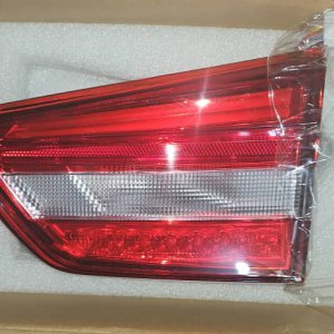 خرید چراغ عقب صندوق فرداموتورزsx5