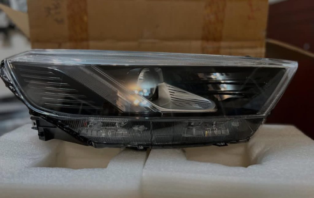 خرید چراغ جلو راست ریسپکت