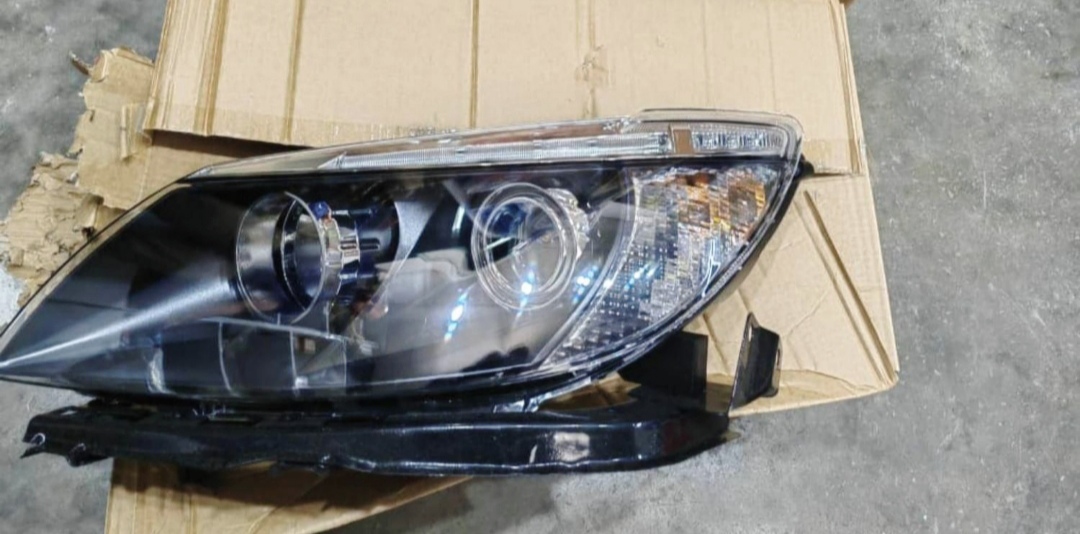 خرید چراغ جلو بی وای دی s6