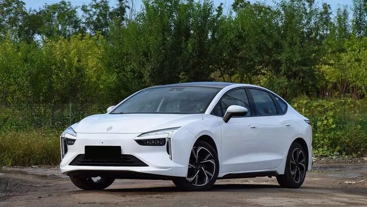 بررسی معایب خودرو برقی لونا GRE